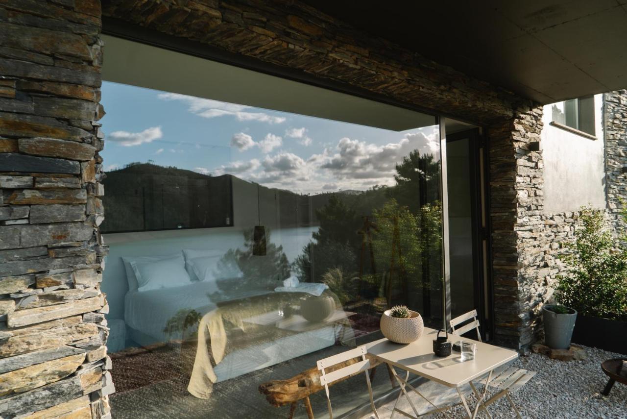 Zab Living Bed and Breakfast Vila de Rei Buitenkant foto